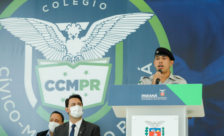 Paraná terá 215 colégios cívico-militares, maior programa do Brasil