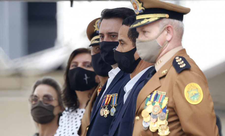 Governador entrega 15 novas viaturas para o Corpo de Bombeiros