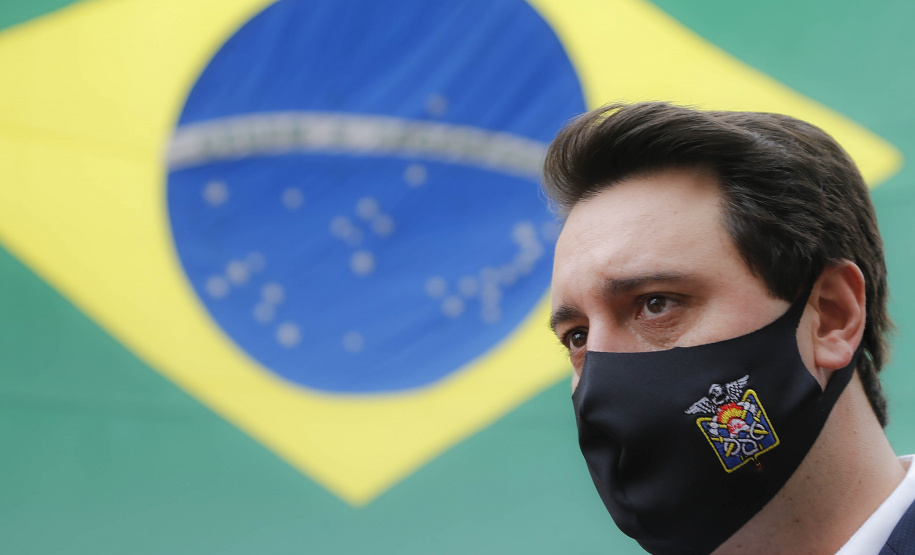 Governador entrega 15 novas viaturas para o Corpo de Bombeiros