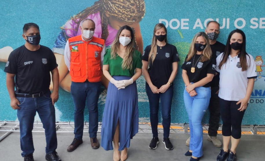 PCPR entrega brinquedos para campanha Paraná Piá