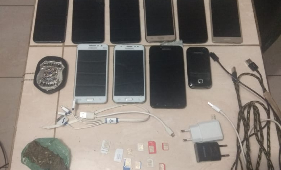 Em dois dias, Depen em Ponta Grossa apreende maconha, 20 celulares e três serras