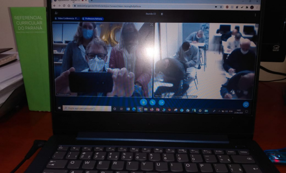 Tecnologia garante educação de presos no Paraná