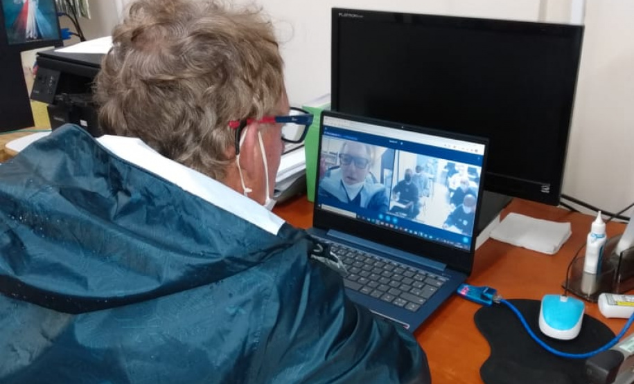 Tecnologia garante educação de presos no Paraná