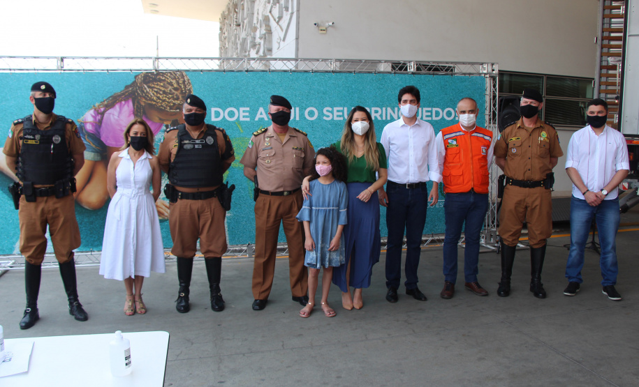 Polícia Militar doa quase 500 brinquedos a campanha Paraná Piá do Governo do Estado