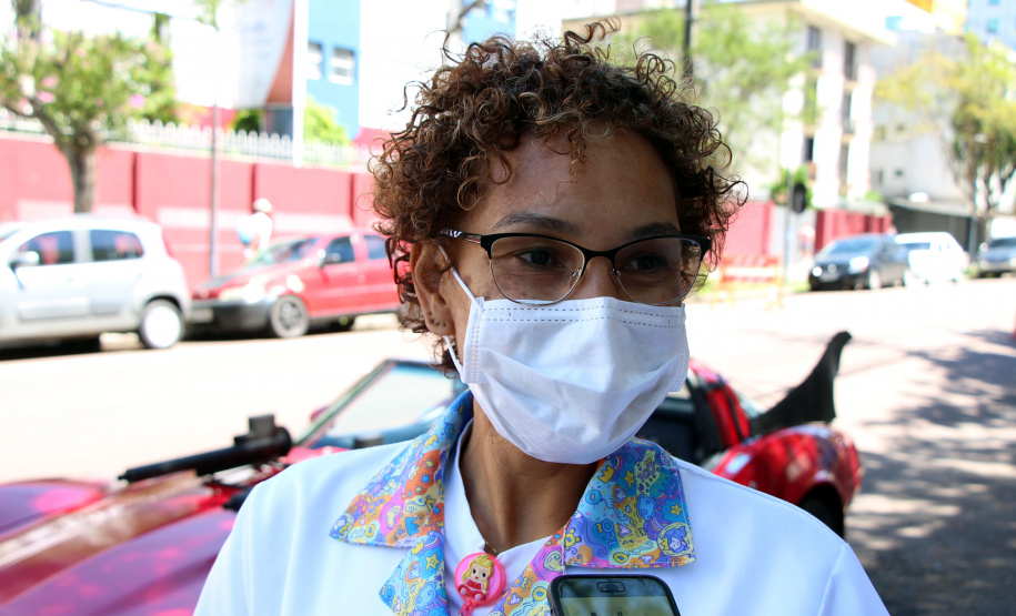 Banda da PM faz apresentação para pacientes do Hospital Pequeno Príncipe em comemoração ao Dia das Crianças