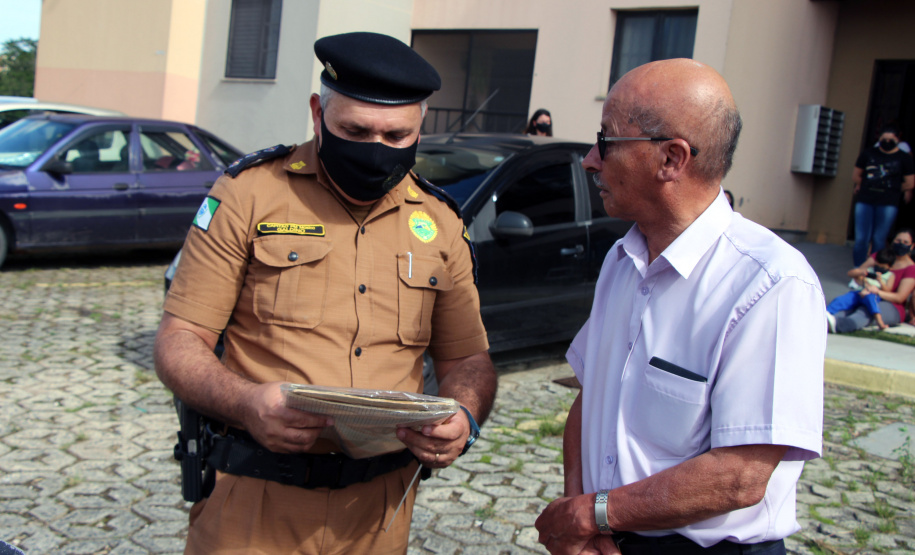 Após quase 40 anos na Reserva Remunerada, subtenente da PM recebe homenagem da Banda de Música em Curitiba