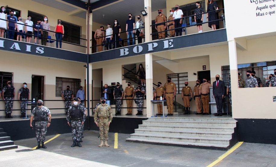 BOPE comemora 10 anos de criação com entrega de medalhas em Curitiba