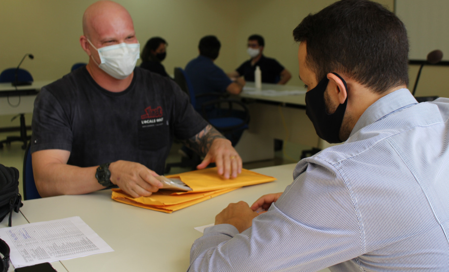 Tomam posse 32 novos servidores da Polícia Científica
