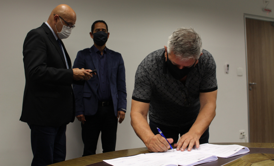 Colégio da Polícia Militar de Cornélio Procópio vai receber arena esportiva do programa Meu Campinho