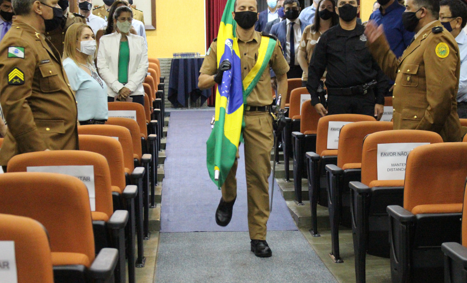 3° Comando Regional da PM celebra 10 anos e batalhão de Maringá recebe novo Comandante