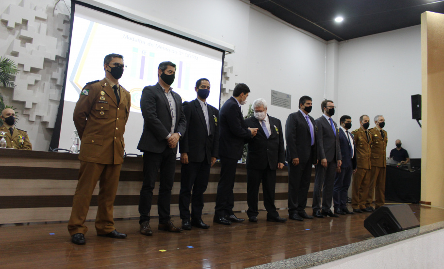 3° Comando Regional da PM celebra 10 anos e batalhão de Maringá recebe novo Comandante