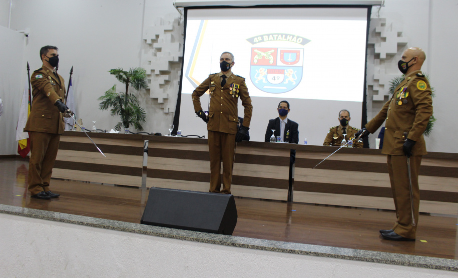 3° Comando Regional da PM celebra 10 anos e batalhão de Maringá recebe novo Comandante