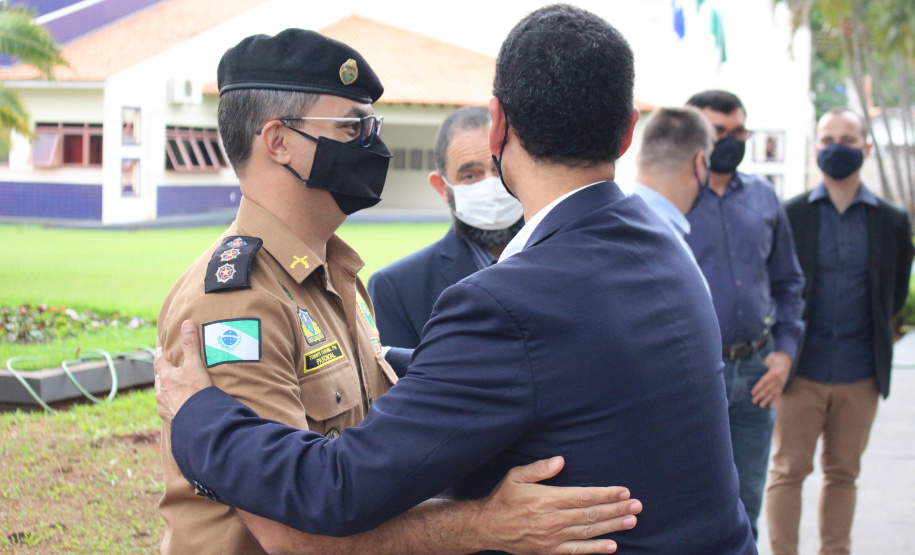 Em Maringá, Secretário da Segurança visita unidades da Polícia Militar e do Corpo de Bombeiros