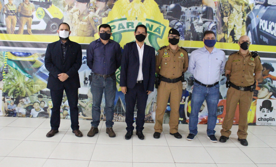 Em Maringá, Secretário da Segurança visita unidades da Polícia Militar e do Corpo de Bombeiros