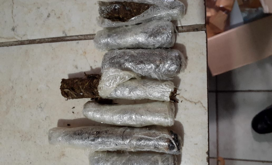 Revista em encomenda enviada por Sedex impede entrada de maconha na Cadeia de Marechal Cândido Rondon