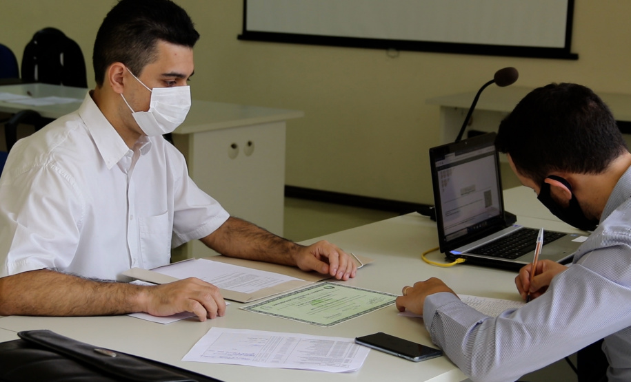 Tomam posse 32 novos servidores da Polícia Científica