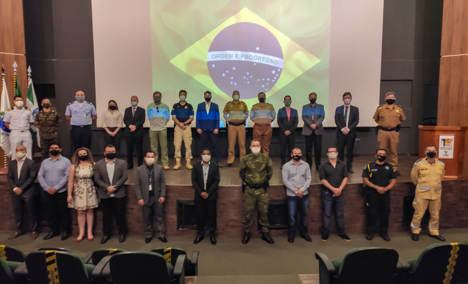 Estratégias de segurança na fronteira são discutidas durante reunião do GGIFron em Foz do Iguaçu