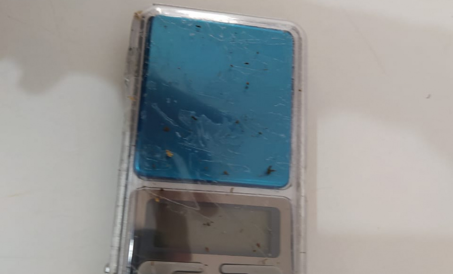 Agentes penitenciários do sudoeste impedem entrada de 1,2 quilos de maconha, celulares e outros ilícitos em unidade penal