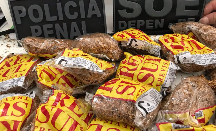 Agentes penitenciários do sudoeste impedem entrada de 1,2 quilos de maconha, celulares e outros ilícitos em unidade penal