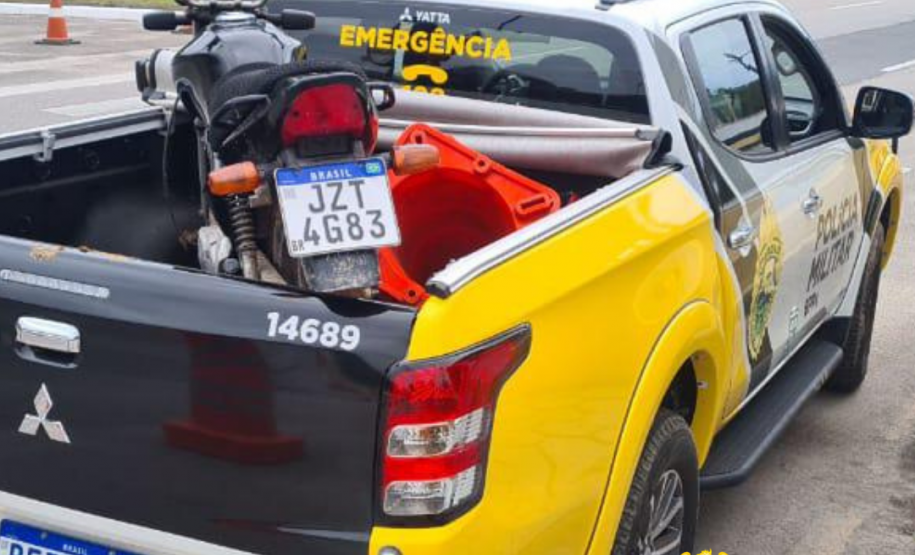 Moto furtada é recuperada pelo BPRv na divisa do Paraná com Santa Catarina no Litoral