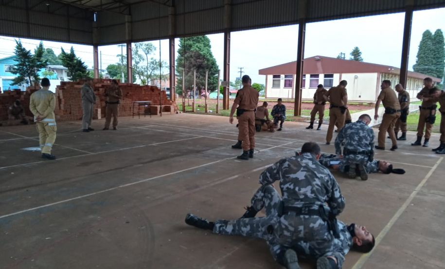 Policiais militares do Centro-Sul recebem treinamento sobre Atendimento Pré-Hospitalar Tático