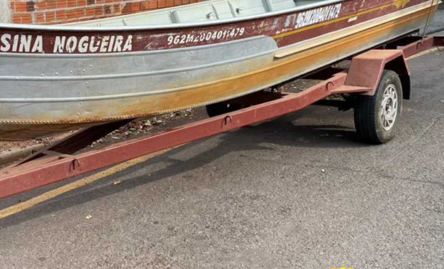 BPRv recebe uma denúncia e recupera barco e reboque furtados no Noroeste do estado
