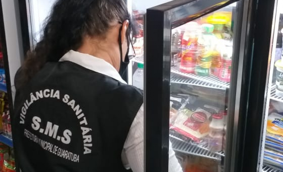 AIFU apreende cigarros e contrabandos durante fiscalizações em Guaratuba (PR)