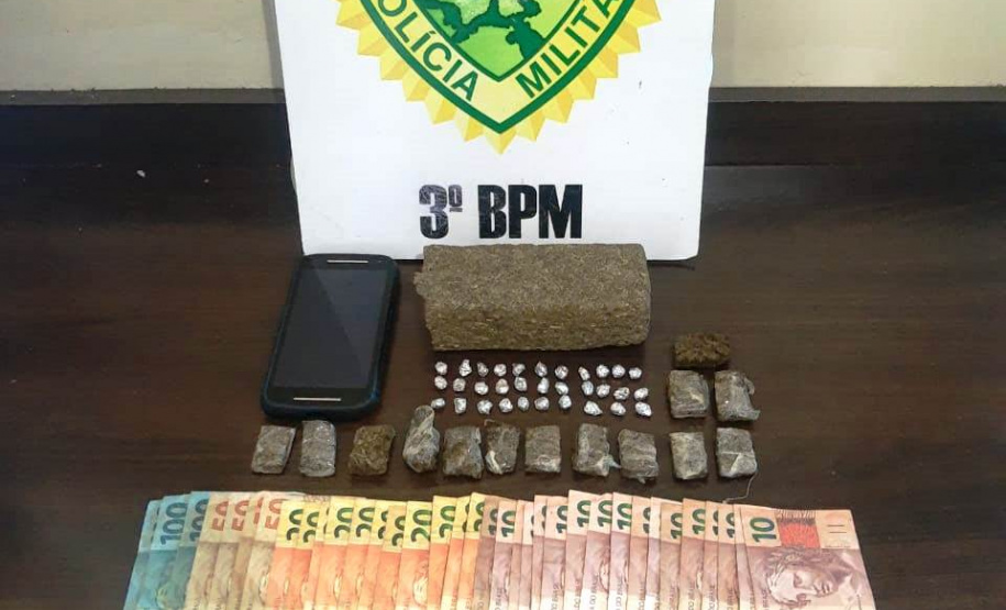 No Sudoeste PM recupera foragido da Cadeia Pública e apreende mais de 360 gramas de drogas