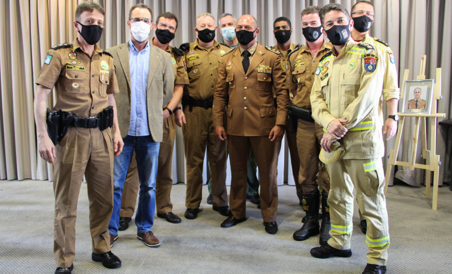 Subcomandante-Geral da PM é homenageado ao seguir para a Reserva Remunerada em Curitiba (PR)