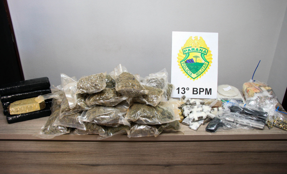 Em Curitiba, PM deflagra Operação Azteca e prende sete pessoas e mais de 15 quilos de maconha