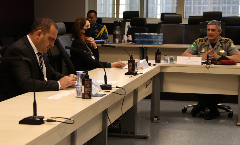 No Paraná, Senasp ouve experiências e demandas de Secretarias da Segurança Pública e polícias Militares e Civis dos estados do Sul