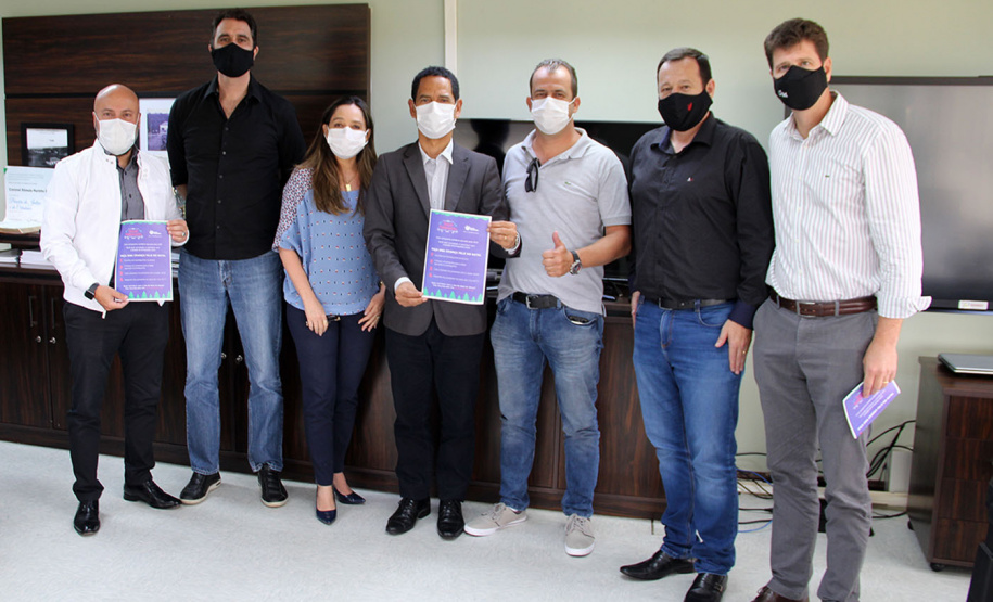 Integrantes do motoclube Próxima Parada visitam Secretaria da Segurança Pública para apoiar campanha Natal Voluntário