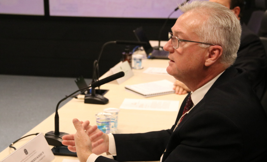 No Paraná, Senasp ouve experiências e demandas de Secretarias da Segurança Pública e polícias Militares e Civis dos estados do Sul