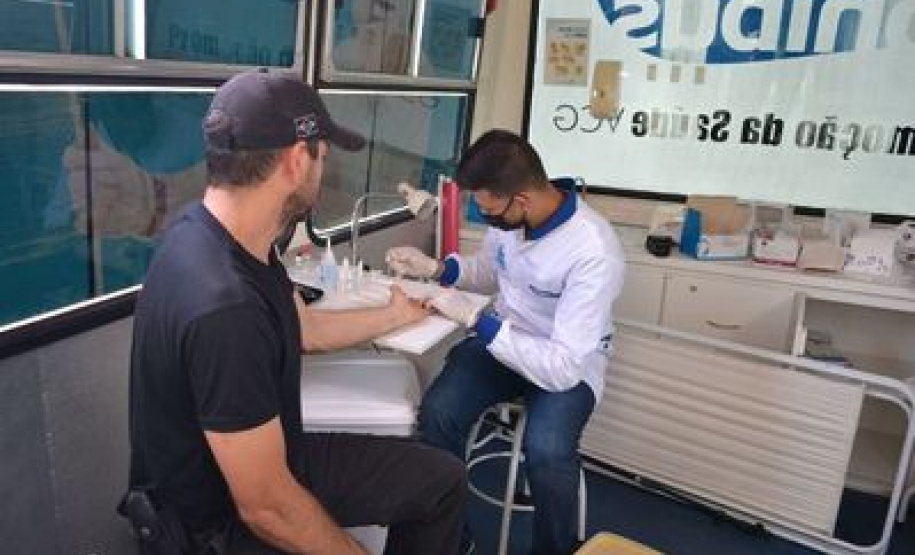 Em Ponta Grossa, servidores participam de atividades de atenção à saúde do homem