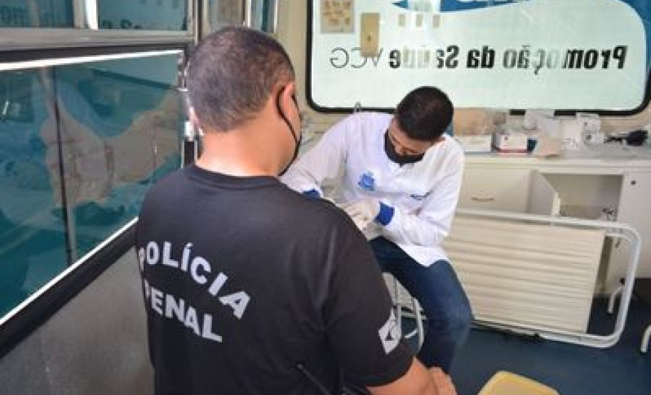 Em Ponta Grossa, servidores participam de atividades de atenção à saúde do homem