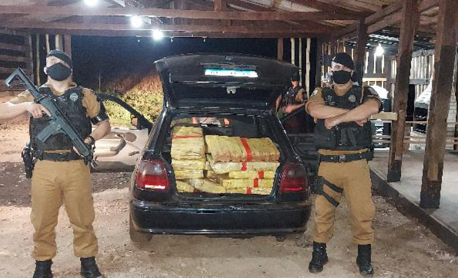 Mais de 200 quilos de maconha são apreendidos pela PM em Campo Mourão
