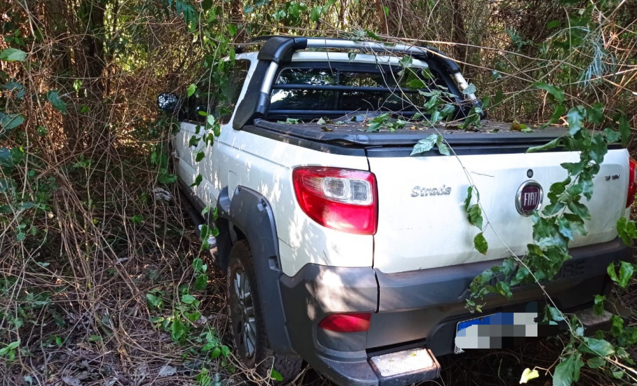 PM recupera um carro, apreende droga e prende um homem por furto no Noroeste do estado