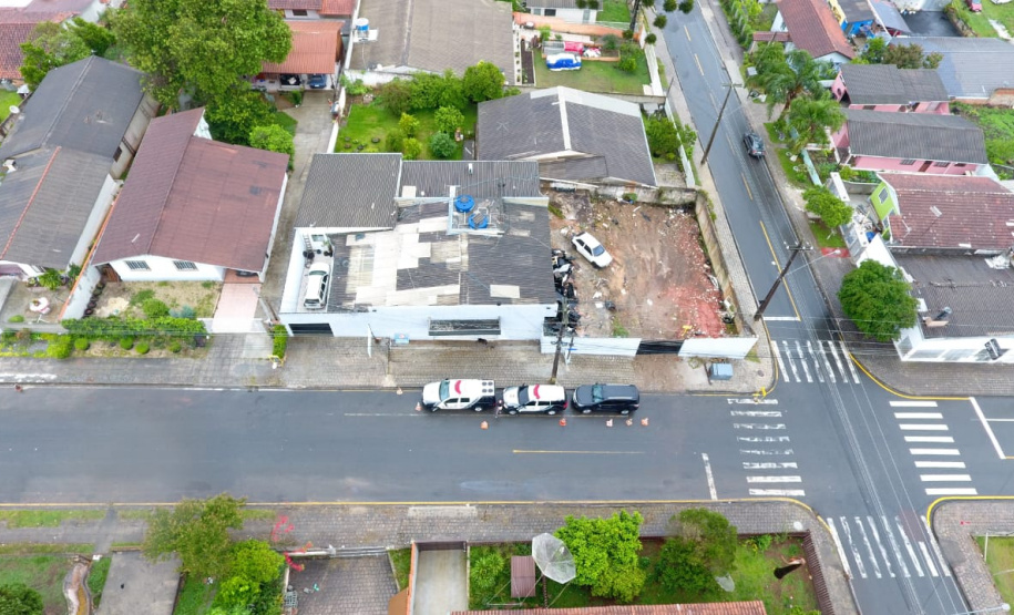 Segurança Pública e Polícia Civil removem 79 veículos que estavam parados na Delegacia de Campina Grande do Sul