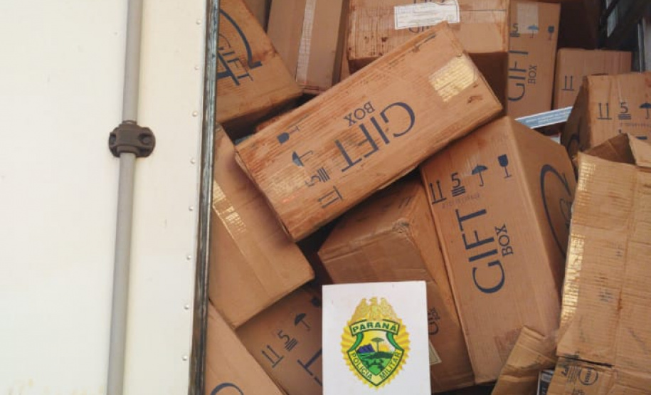 BPFron apreende 400 caixas de cigarros e causa prejuízo de R$ 1 milhão aos contrabandistas no oeste do Paraná