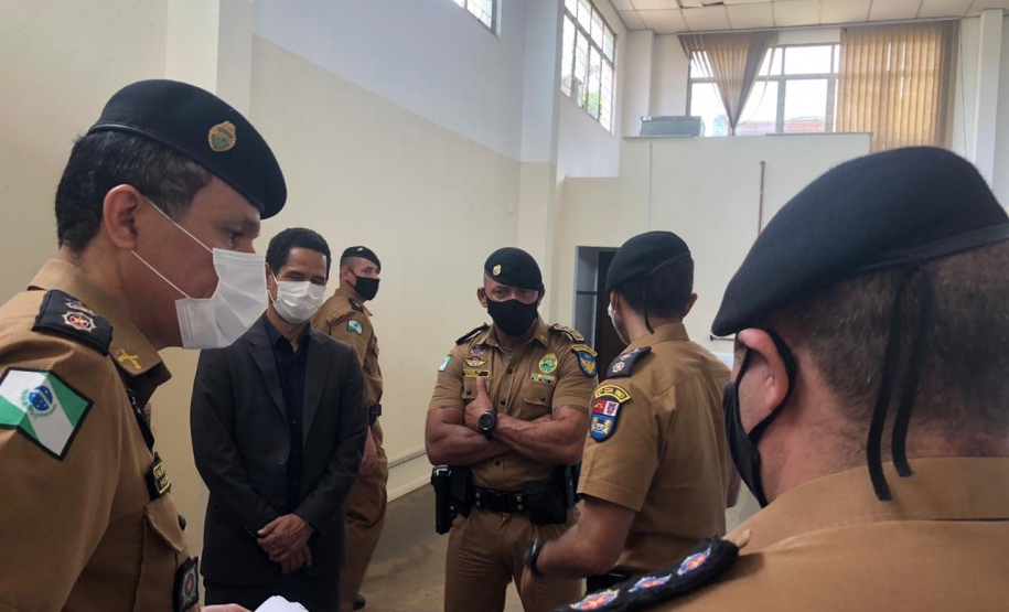 Secretário da Segurança Pública faz visita técnica em unidades da PM e Corpo de Bombeiros em Londrina