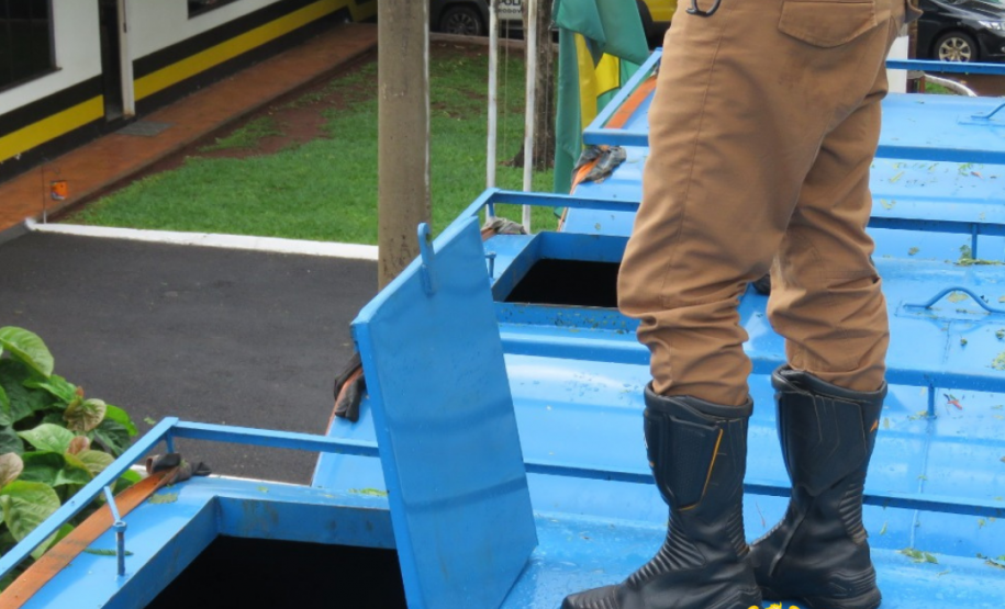 Operações com Cães do BPFron apreende mais de 2,5 toneladas de maconha em Santa Helena (PR)