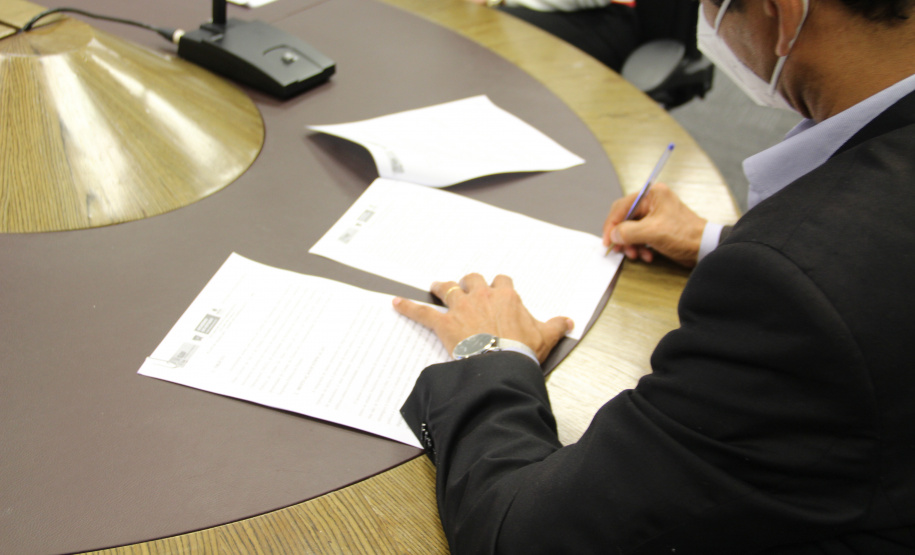 Paraná e Mato Grosso do Sul assinam Termo de Cooperação para compartilhamento de dados