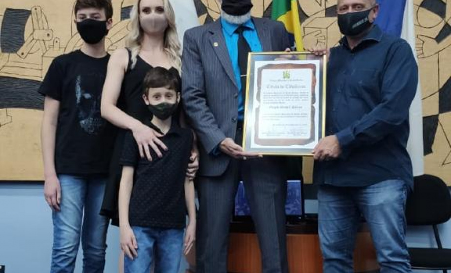 Delegado recebe título de Cidadão Honorário na cidade de Ponta Grossa