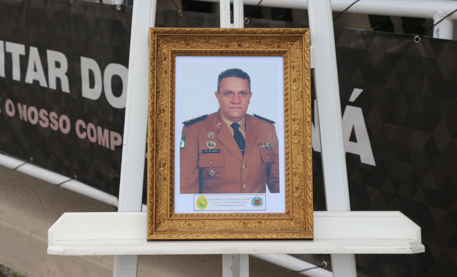 Durante solenidade, a Academia Policial Militar do Guatupê recebe novo Comandante em São José dos Pinhais, na RMC