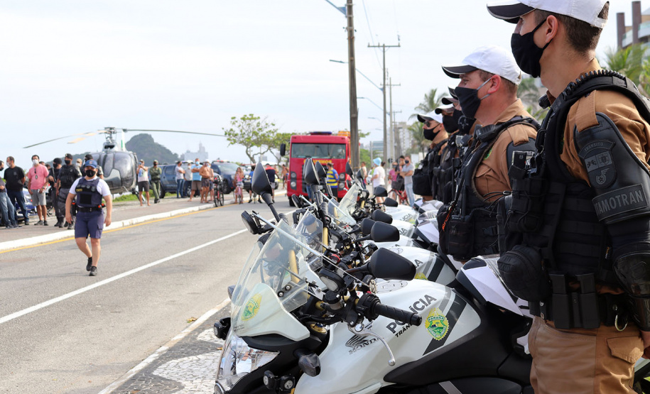 Operação policial conjunta resulta em prisões, apreensão de drogas e armas