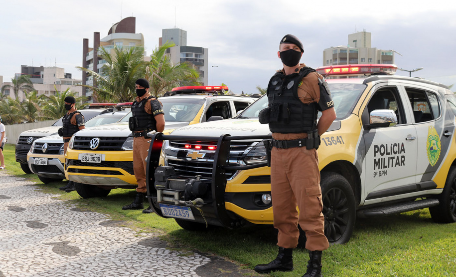 Operação policial conjunta resulta em prisões, apreensão de drogas e armas