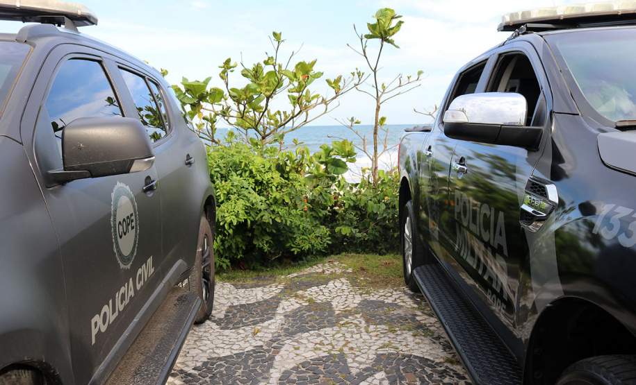 Operação policial conjunta resulta em prisões, apreensão de drogas e armas