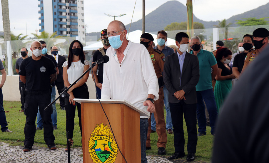 Operação policial conjunta resulta em prisões, apreensão de drogas e armas