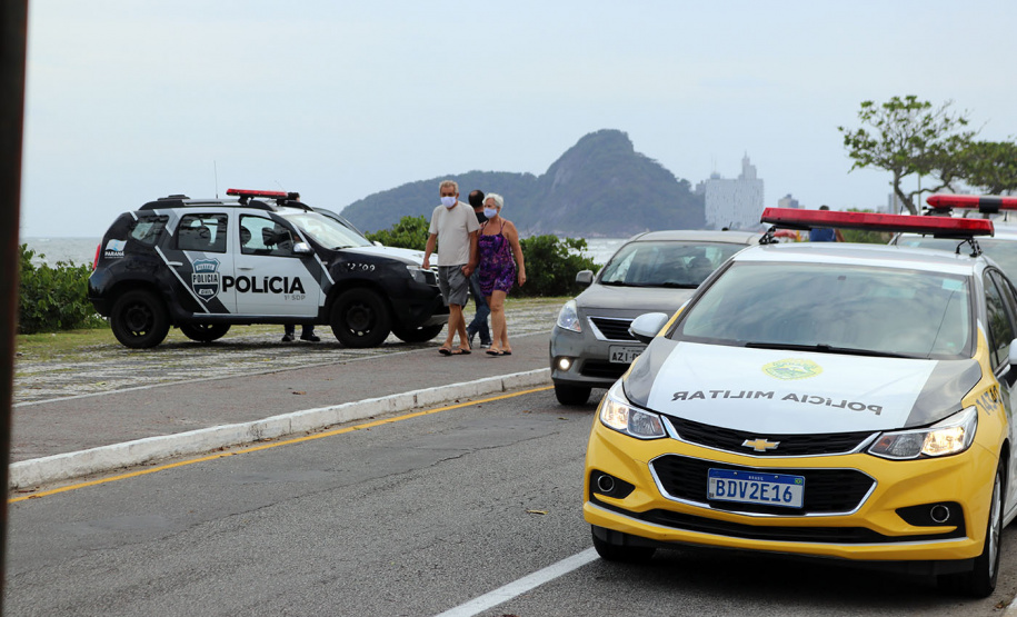 Operação policial conjunta resulta em prisões, apreensão de drogas e armas