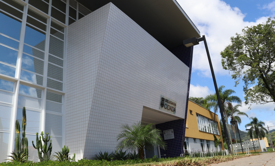 Litoral do PR recebe visita do coordenador Estadual do Verão Consciente no primeiro dia de operação